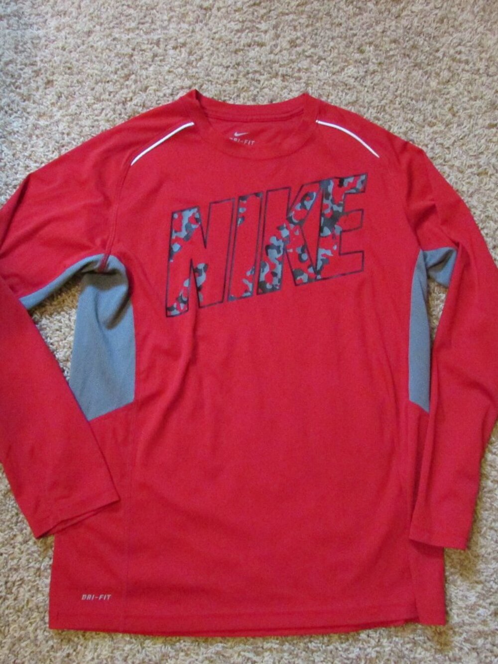 Nike Dri-Fit Youth XL Red Gray Athletic Long Sleeve Shirt Crew Neck EUC